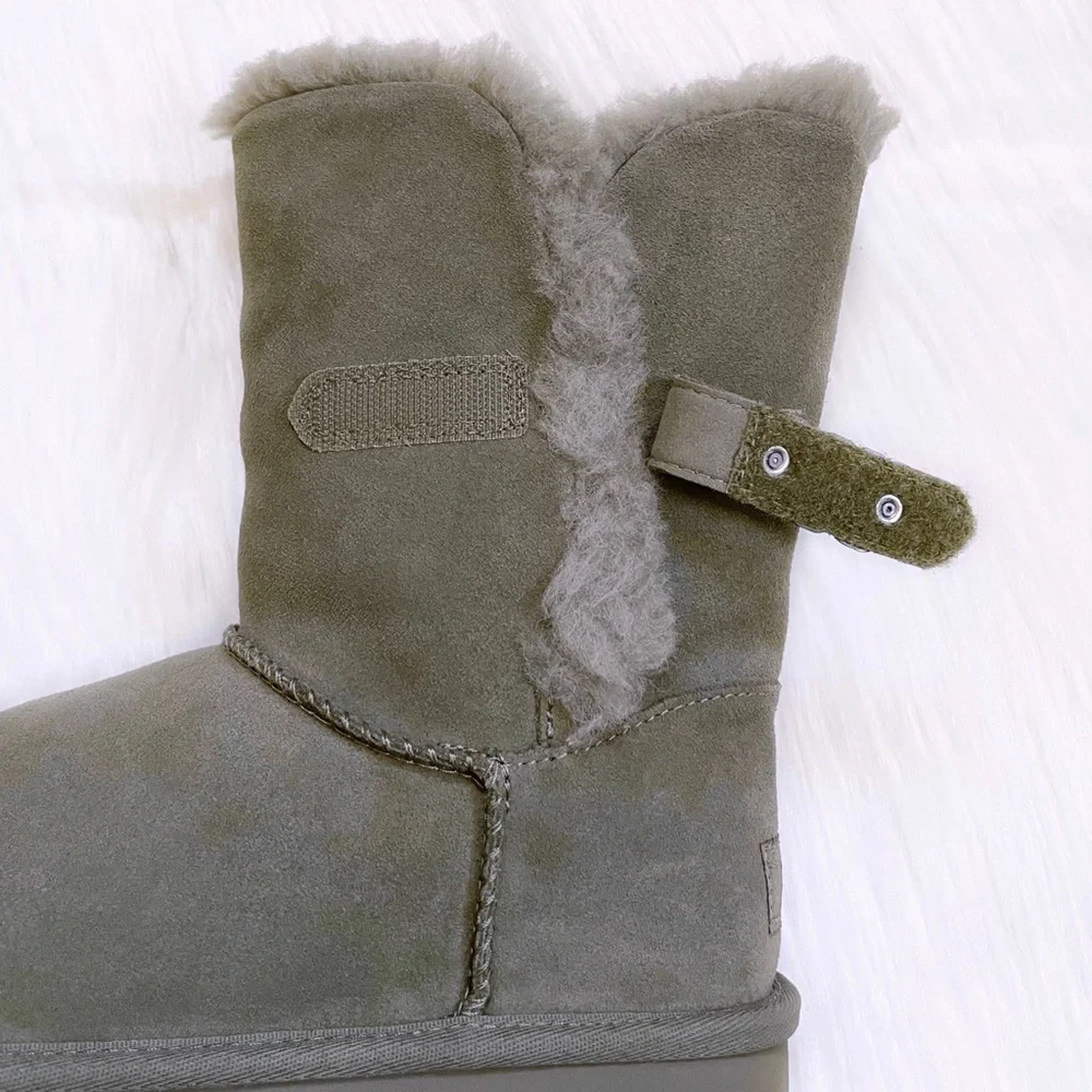 UGG Bailey UGG Metal Graphic Burnt Olive Suede Boots - Picture 5 of 10